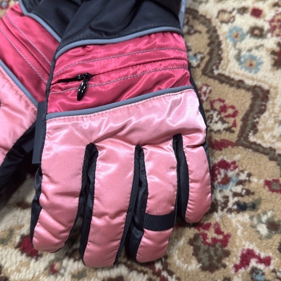 Adults gloves for snow - Picture 2 of 7